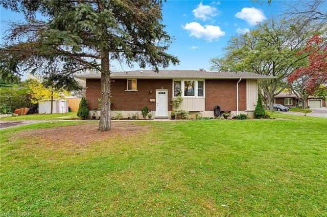 5 Little Forks Sq, House detached with 3 bedrooms, 2 bathrooms and 4 parking in St. Catharines ON | Image 25