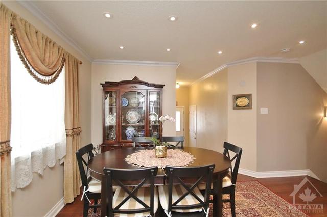460 Citadel Crescent, Townhouse with 4 bedrooms, 4 bathrooms and 3 parking in Ottawa ON | Image 5