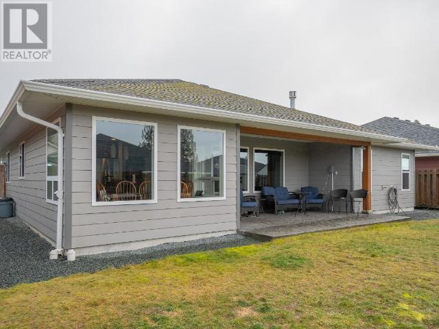 7365 Glacier Street, House detached with 3 bedrooms, 2 bathrooms and null parking in Powell River BC | Image 34