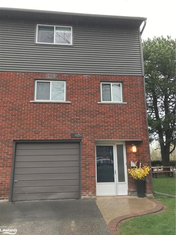 489 Ontario Street, House attached with 2 bedrooms, 2 bathrooms and 2 parking in Collingwood ON | Image 1