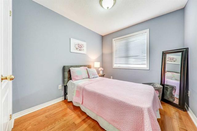 3a Falmouth Ave, House semidetached with 3 bedrooms, 3 bathrooms and 2 parking in Toronto ON | Image 17