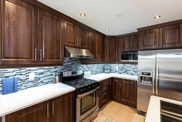 539 Rossellini Dr, House detached with 4 bedrooms, 4 bathrooms and 3 parking in Mississauga ON | Image 7