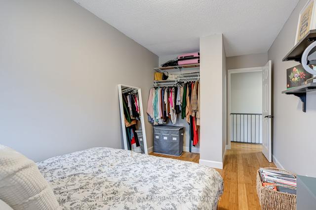70 Foster Cres, Townhouse with 3 bedrooms, 2 bathrooms and 2 parking in Brampton ON | Image 14