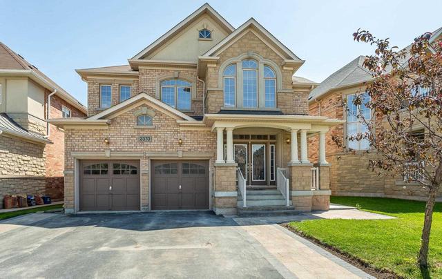 2370 Thruxton Dr, House detached with 4 bedrooms, 5 bathrooms and 3 parking in Oakville ON | Image 1