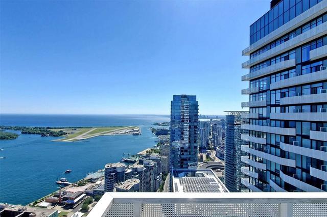 6710 - 88 Harbour St, Condo with 3 bedrooms, 2 bathrooms and 0 parking in Toronto ON | Image 30