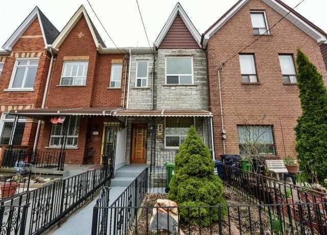 13 Mansfield Ave, House attached with 4 bedrooms, 3 bathrooms and 1 parking in Toronto ON | Image 1