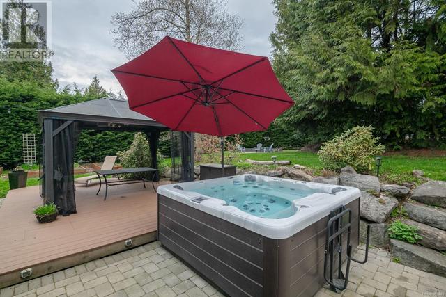 1988 Woodridge Rd, House detached with 4 bedrooms, 3 bathrooms and 4 parking in Nanaimo A BC | Image 47