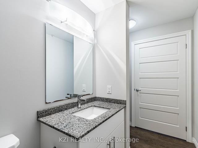 208 - 35 Kingsbury Sq E, Condo with 2 bedrooms, 2 bathrooms and 1 parking in Guelph ON | Image 15