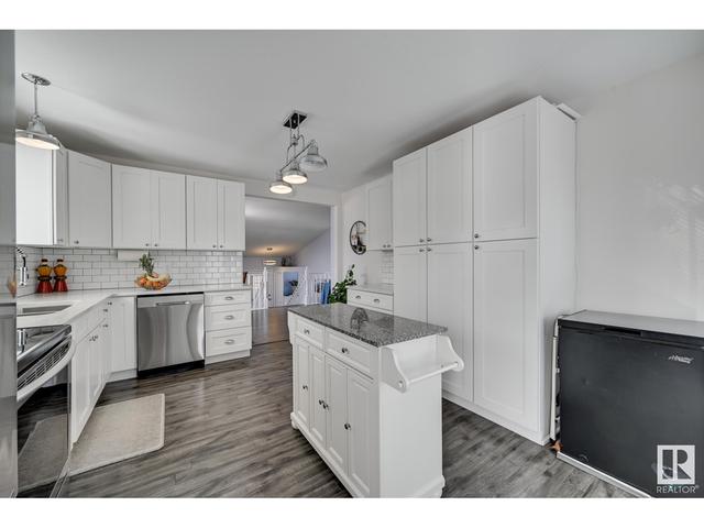 7343 190 St Nw, House detached with 5 bedrooms, 3 bathrooms and null parking in Edmonton AB | Image 9