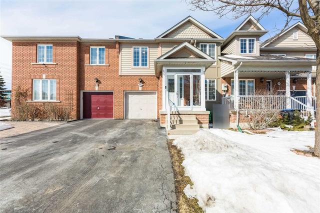 54 Heartleaf Cres, House attached with 4 bedrooms, 4 bathrooms and 3 parking in Brampton ON | Image 1