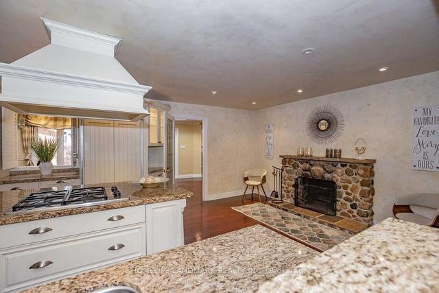 2301 Bennington Gate, House detached with 3 bedrooms, 3 bathrooms and 8 parking in Oakville ON | Image 11
