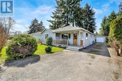Updated and charming rancher in the heart of Duncan | Card Image