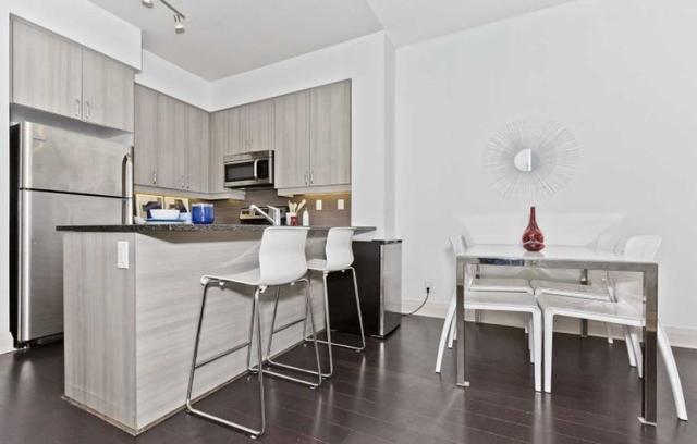 522 - 1185 The Queensway Ave, Condo with 1 bedrooms, 1 bathrooms and 1 parking in Toronto ON | Image 4