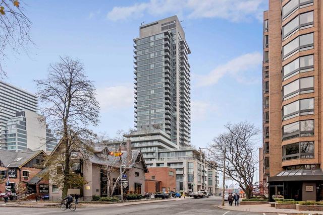 412 - 1 Bedford Rd, Condo with 2 bedrooms, 2 bathrooms and 1 parking in Toronto ON | Image 9
