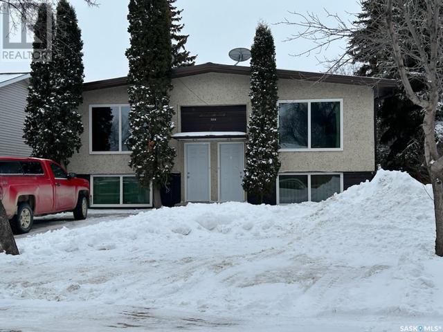1110 103rd Avenue, House detached with 5 bedrooms, 4 bathrooms and null parking in Tisdale SK | Image 1
