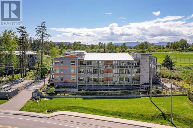 405 - 10680 Mcdonald Park Rd, Condo with 2 bedrooms, 2 bathrooms and 2 parking in North Saanich BC | Image 2