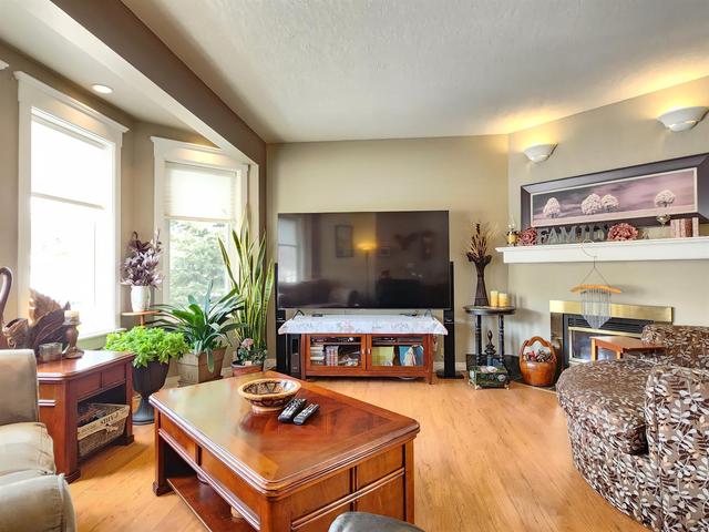 11329 Leonard Street, House detached with 4 bedrooms, 2 bathrooms and 4 parking in Greenview No. 16 AB | Image 11