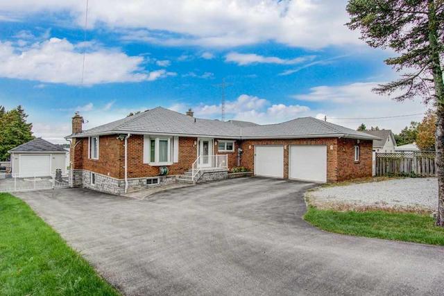 307 Carnegie Beach Rd, House detached with 2 bedrooms, 2 bathrooms and 13 parking in Scugog ON | Image 1