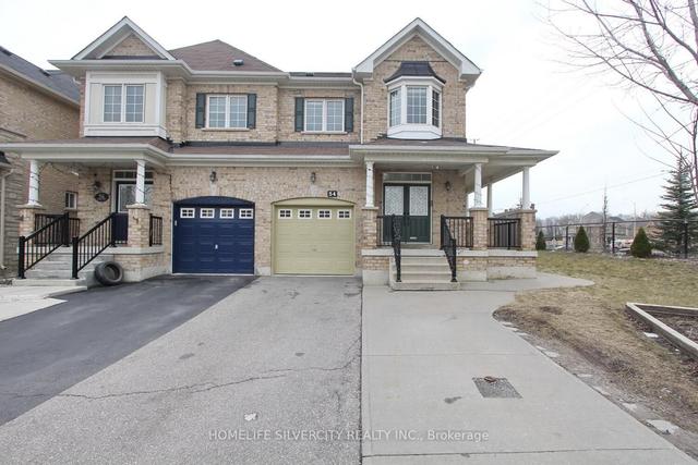 54 Gower Cres, House semidetached with 4 bedrooms, 4 bathrooms and 4 parking in Brampton ON | Image 1