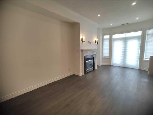 Th 10 - 3 Rean Dr, Townhouse with 2 bedrooms, 2 bathrooms and 1 parking in Toronto ON | Image 4