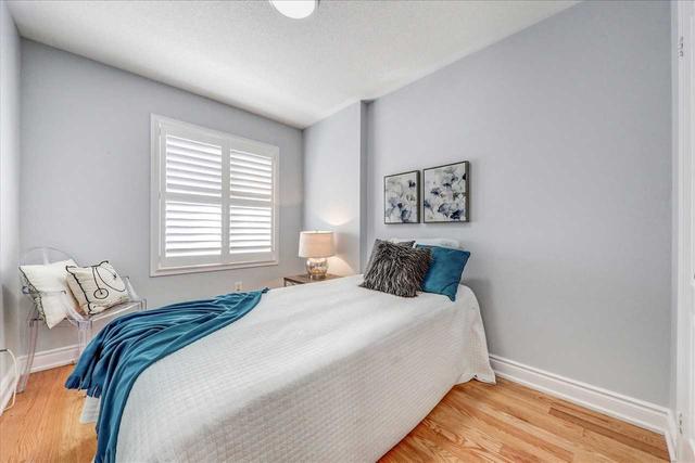 61 Tozer Cres, House semidetached with 3 bedrooms, 3 bathrooms and 3 parking in Ajax ON | Image 14