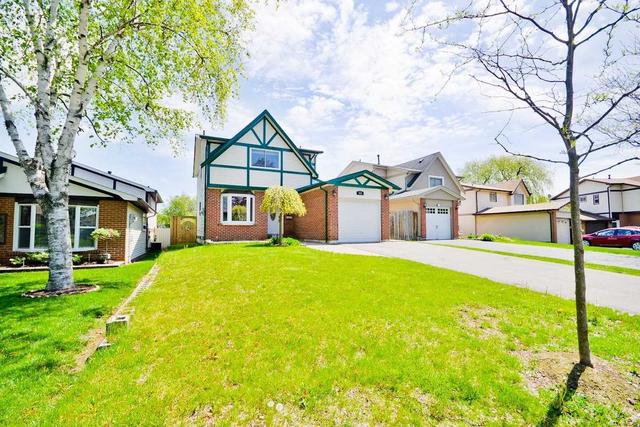 269 Belfast Crt, House detached with 4 bedrooms, 3 bathrooms and 4 parking in Oshawa ON | Image 1