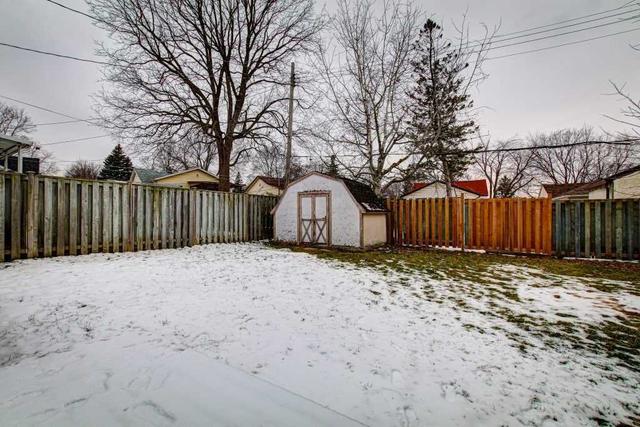 32 Beech St, House detached with 2 bedrooms, 1 bathrooms and 4 parking in Ajax ON | Image 14