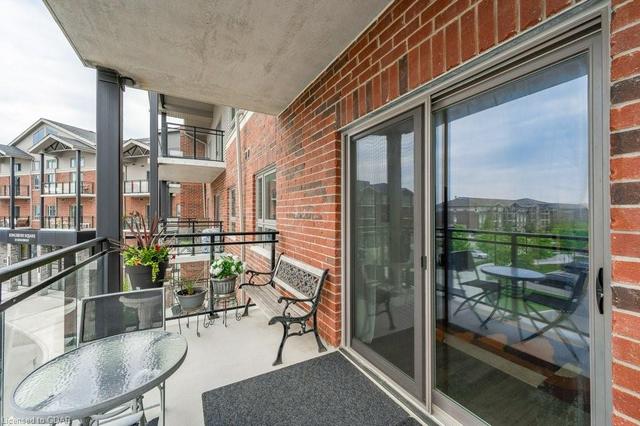 321 - 35 Kingsbury Square, House attached with 2 bedrooms, 2 bathrooms and 1 parking in Guelph ON | Image 18