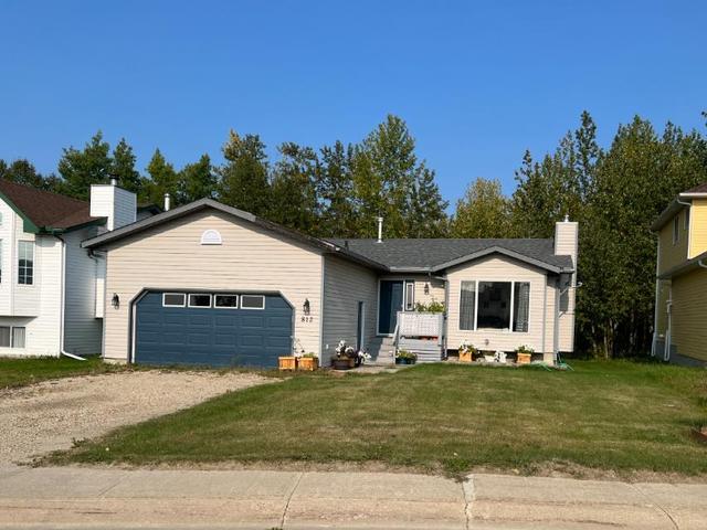 812 9 Avenue, House detached with 4 bedrooms, 3 bathrooms and 3 parking in Yellowhead County AB | Image 8