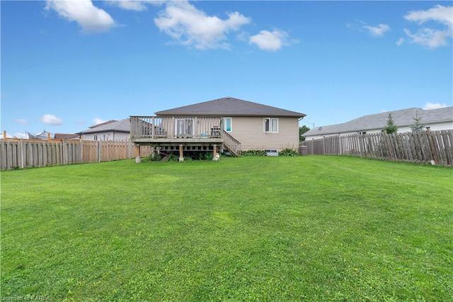 141 Connell Drive, House detached with 3 bedrooms, 2 bathrooms and 6 parking in Loyalist ON | Image 27