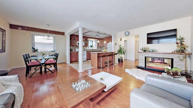 852 Vicki Dr, House detached with 3 bedrooms, 2 bathrooms and 7 parking in Pickering ON | Image 39