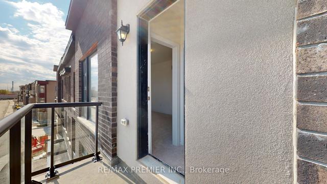 16 Wascana Rd, House attached with 3 bedrooms, 4 bathrooms and 2 parking in Vaughan ON | Image 14