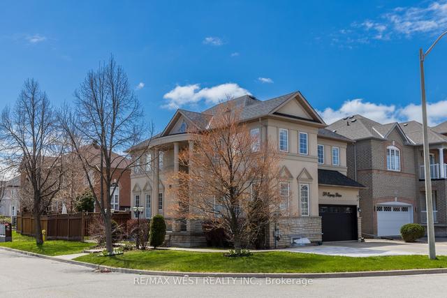 59 Osprey Dr, House detached with 3 bedrooms, 4 bathrooms and 6 parking in Vaughan ON | Image 1