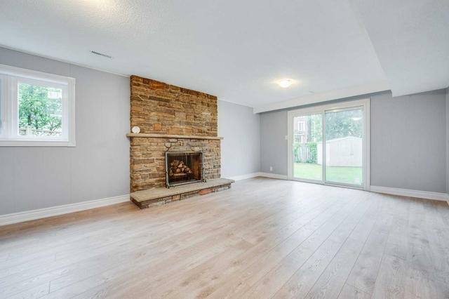 65 Flerimac Rd, House detached with 4 bedrooms, 2 bathrooms and 7 parking in Toronto ON | Image 9