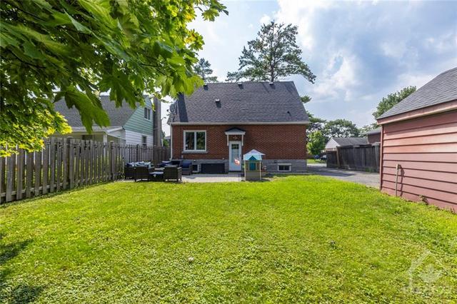 2489 Clementine Boulevard, House detached with 3 bedrooms, 3 bathrooms and 5 parking in Ottawa ON | Image 28