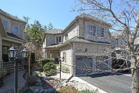 2132 Pinevalley Cres, House attached with 3 bedrooms, 3 bathrooms and 2 parking in Oakville ON | Image 1