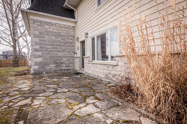 1311 Turnbull Way, House detached with 5 bedrooms, 2 bathrooms and 4 parking in Kingston ON | Image 33