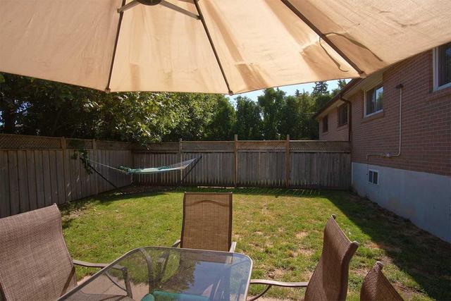 7 Dunwich Pl, House semidetached with 3 bedrooms, 1 bathrooms and 4 parking in Brampton ON | Image 20