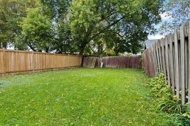 624 Devon Ave, House semidetached with 3 bedrooms, 2 bathrooms and 2 parking in Oshawa ON | Image 19