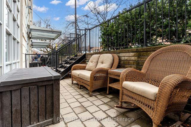 102 - 550 Hopewell Ave, Condo with 3 bedrooms, 3 bathrooms and 1 parking in Toronto ON | Image 15