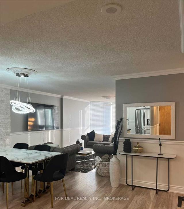 2505 - 8 Lisa St, Condo with 2 bedrooms, 2 bathrooms and 2 parking in Brampton ON | Image 16