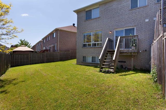 856 Shepherd Pl, House semidetached with 3 bedrooms, 3 bathrooms and 3 parking in Milton ON | Image 19
