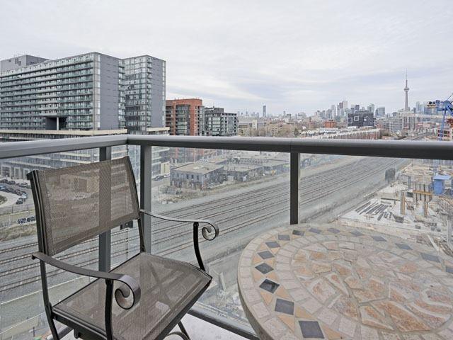 1003 - 20 Joe Shuster Way, Condo with 1 bedrooms, 1 bathrooms and null parking in Toronto ON | Image 6