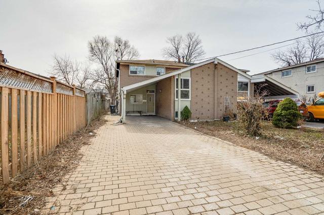 81 Greenwin Village Rd, House semidetached with 4 bedrooms, 3 bathrooms and 5 parking in Toronto ON | Image 16