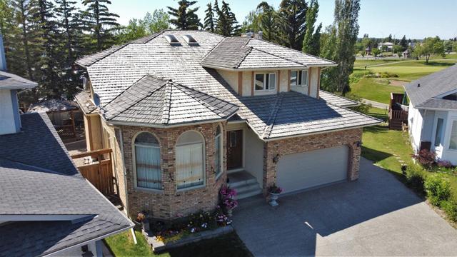 123 Douglas Woods Place Se, House detached with 4 bedrooms, 3 bathrooms and 6 parking in Calgary AB | Image 3