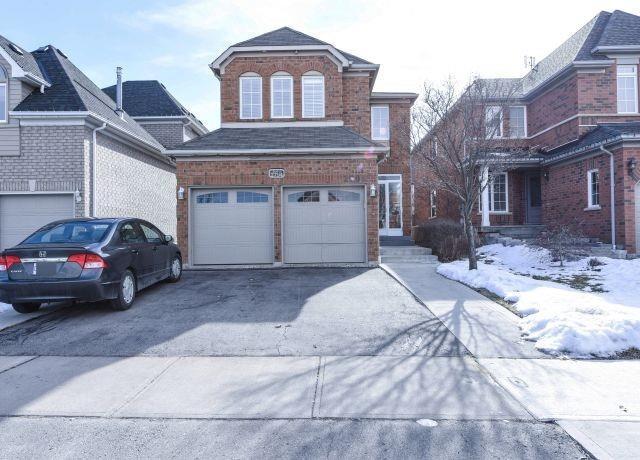 2794 Castlebridge Dr, House detached with 4 bedrooms, 4 bathrooms and 2 parking in Mississauga ON | Image 1