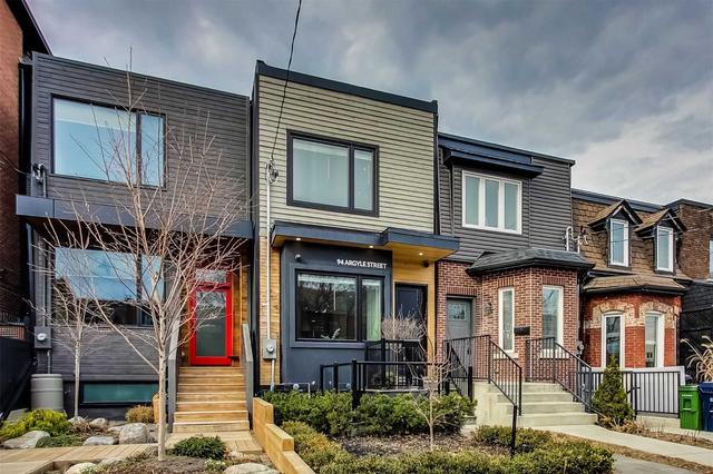 94 Argyle St, House attached with 3 bedrooms, 4 bathrooms and 1.5 parking in Toronto ON | Image 27