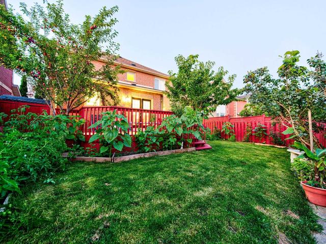 80 Hood Cres, House detached with 3 bedrooms, 4 bathrooms and 6 parking in Brampton ON | Image 31
