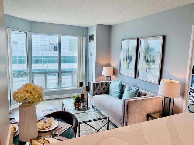 808 - 1 Lee Centre Dr, Condo with 1 bedrooms, 1 bathrooms and 1 parking in Toronto ON | Image 22
