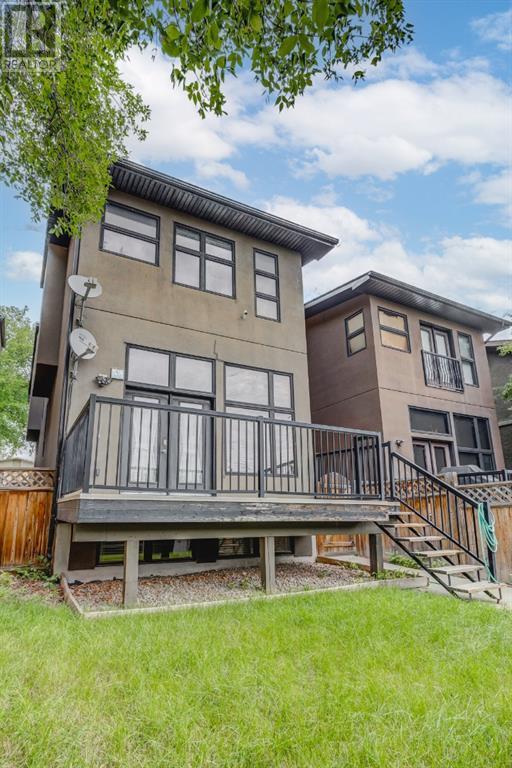 135 31 Avenue Nw, House detached with 3 bedrooms, 3 bathrooms and 2 parking in Calgary AB | Image 39